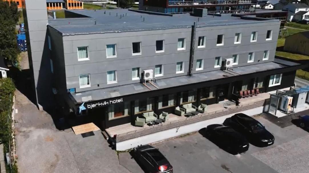 Bjerkvik Hotell エクステリア 写真