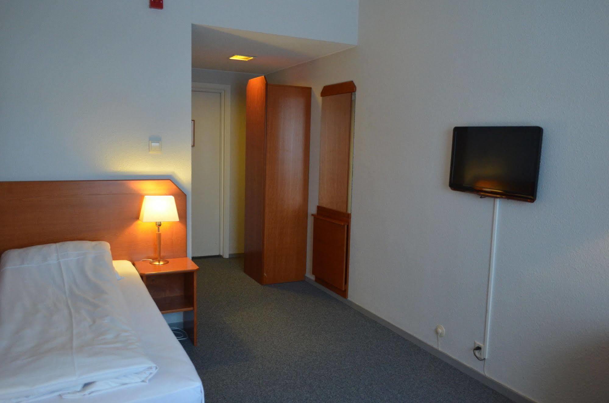 Bjerkvik Hotell エクステリア 写真